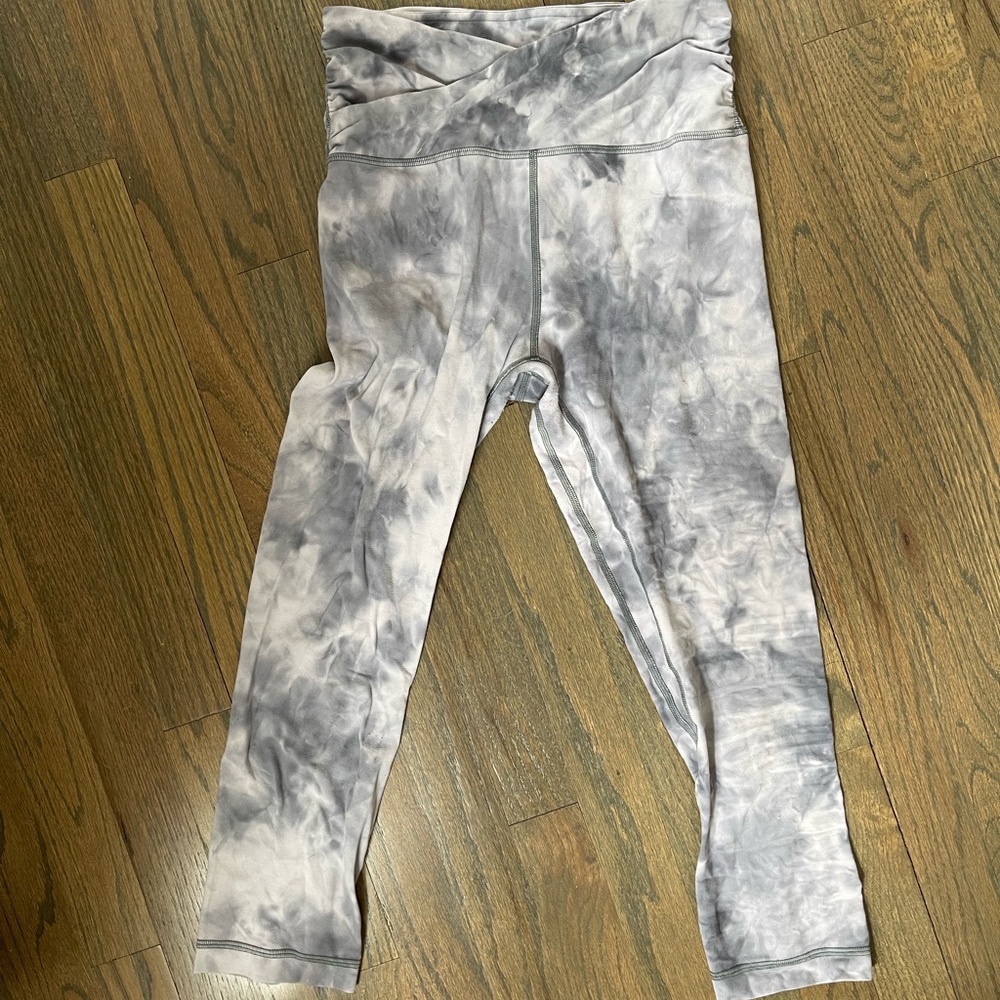 Lululemon Cropped Leggings